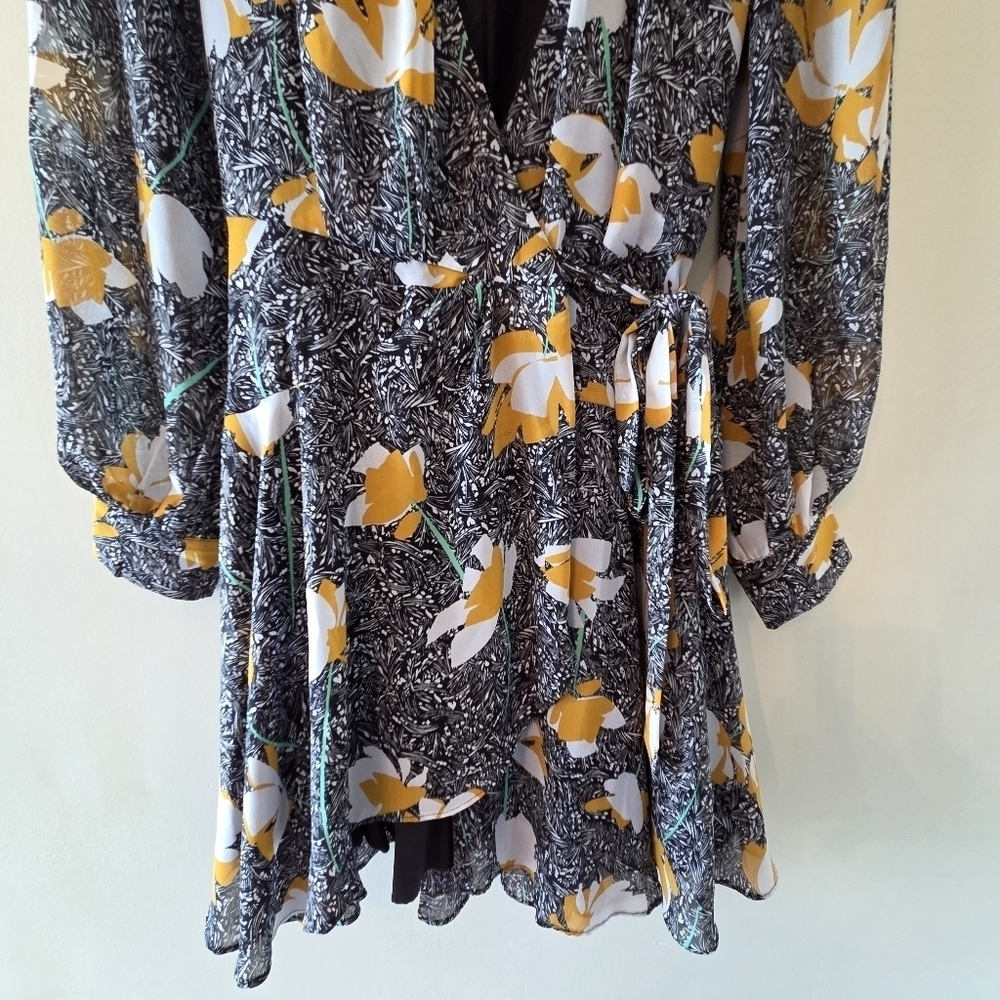 Anthropologie ASTR the label Women's Floral Garden Aja Mini Wrap Dress Sz Small - Picture 9 of 16